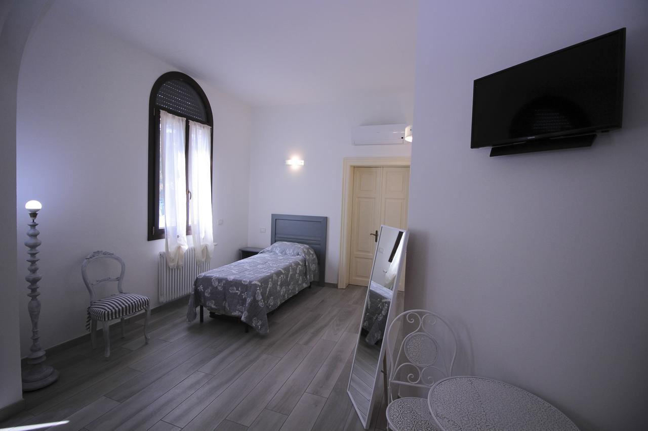 Alloggio I Grifoni Ferrare Extérieur photo